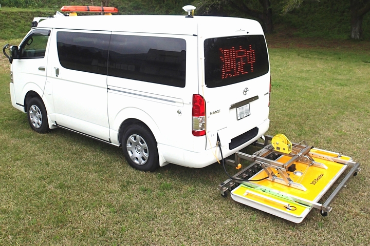 路面下空洞探査